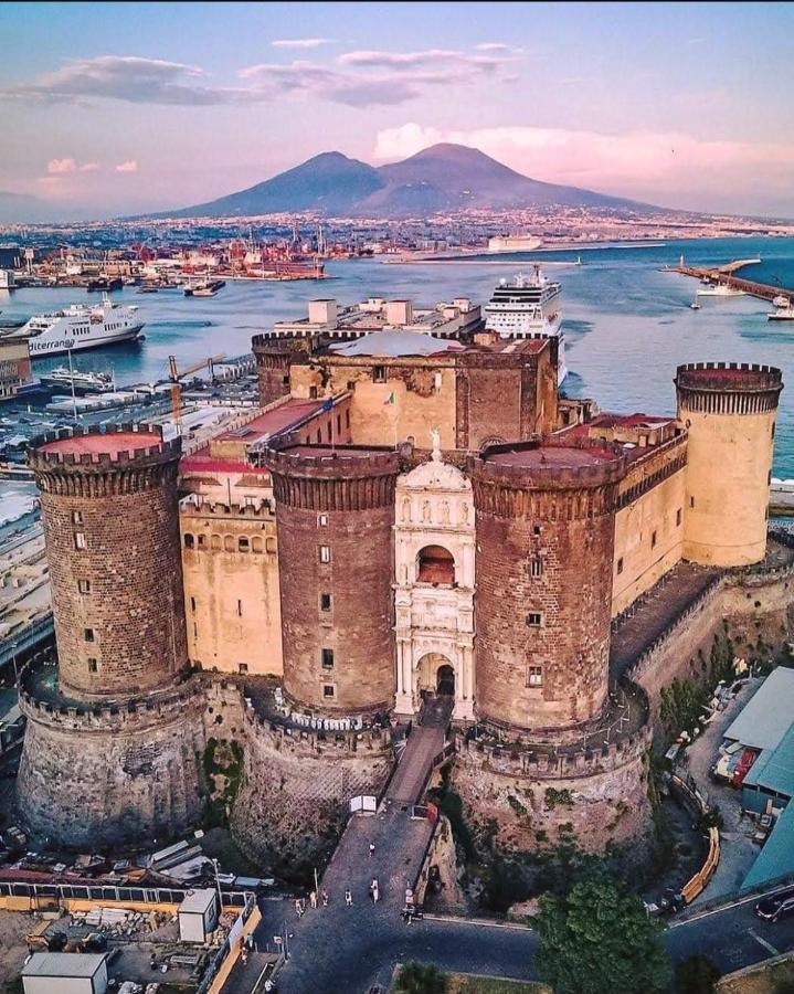 Appartement Dimora Danicla à Naples Extérieur photo