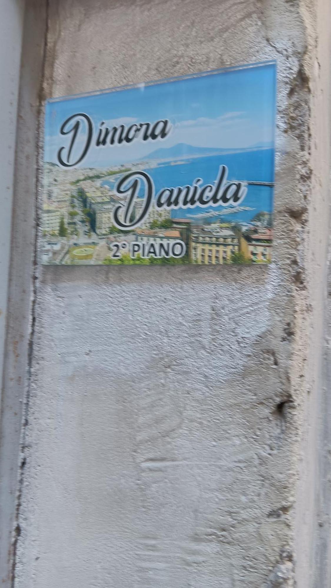 Appartement Dimora Danicla à Naples Extérieur photo